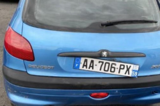 Pare choc arriere PEUGEOT 206