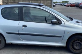 Baguette de coffre PEUGEOT 206