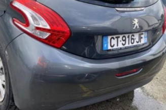 Anti brouillard arriere PEUGEOT 208 1