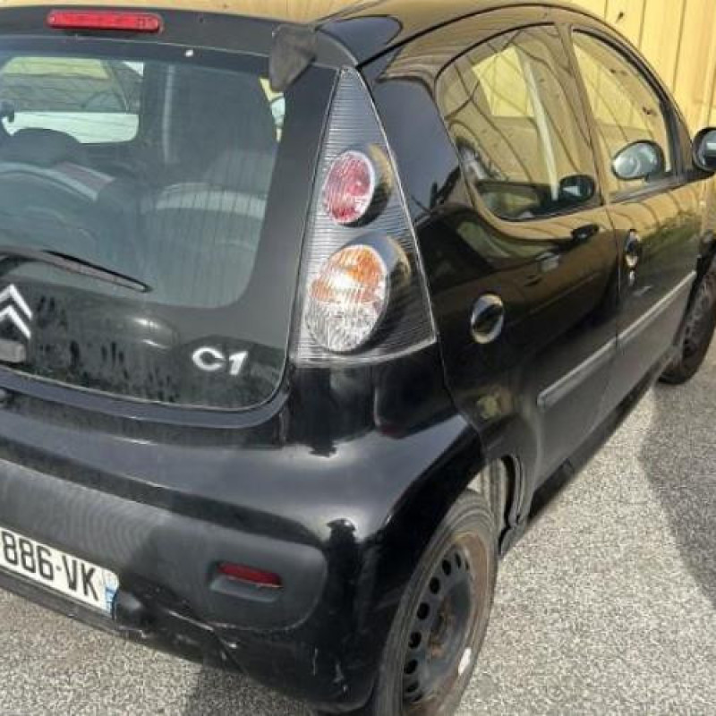 Pare choc arriere CITROEN C1 1 Photo n°14