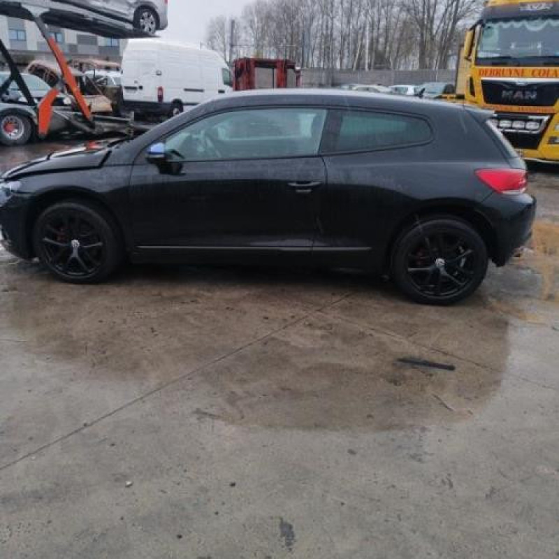 Custode arriere droit VOLKSWAGEN SCIROCCO 3 Photo n°9