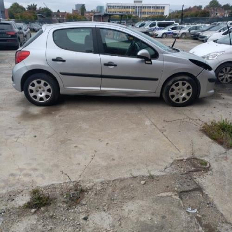 Vitre arriere droit PEUGEOT 207 Photo n°8