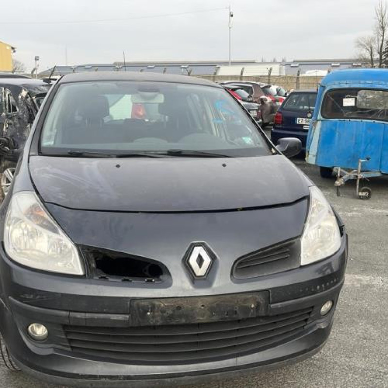 Boitier UCH RENAULT CLIO 3 Photo n°5