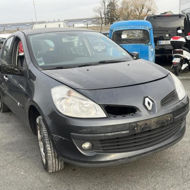 Boitier UCH RENAULT CLIO 3 Photo n°6