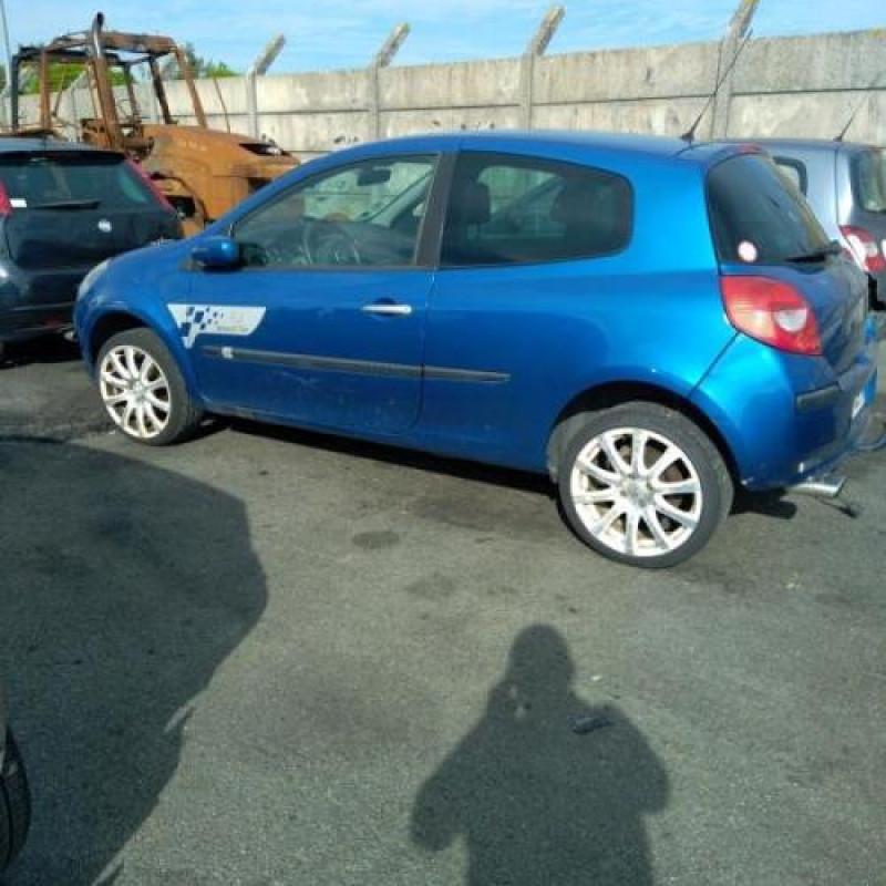 Boitier UCH RENAULT CLIO 3 Photo n°6