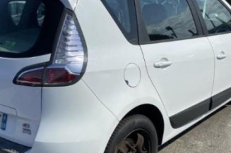 Boitier UCH RENAULT SCENIC 3