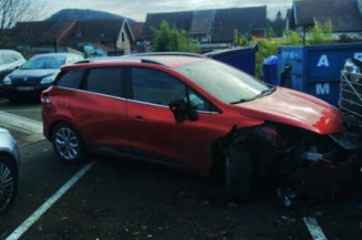 Pompe à carburant RENAULT CLIO 4