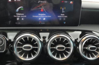 Amplificateur audio MERCEDES CLASSE CLA 118