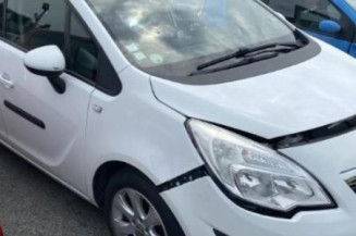 Etrier arriere gauche (freinage) OPEL MERIVA B