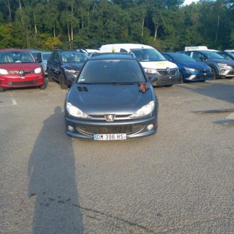 Boitier servitude moteur (BSM) PEUGEOT 206 Photo n°4