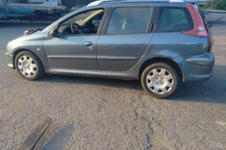 Boitier servitude moteur (BSM) PEUGEOT 206