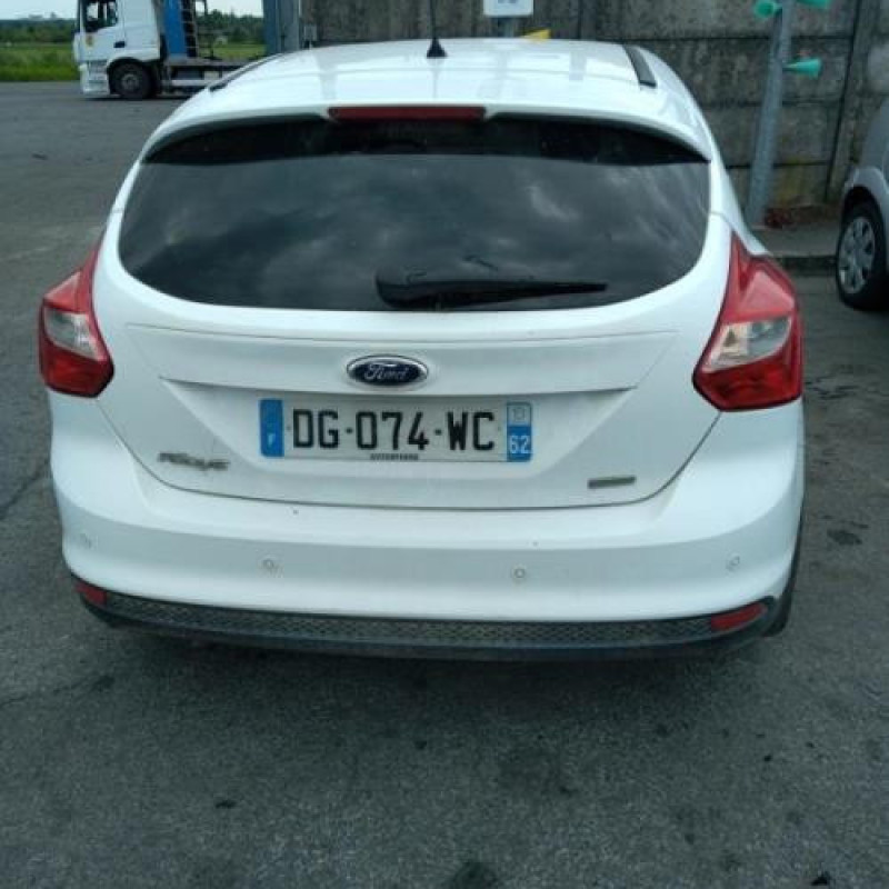 Ecran GPS FORD FOCUS 3 Photo n°8