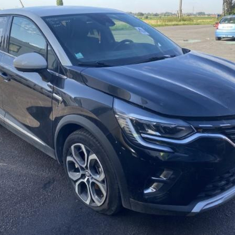 RENAULT CAPTUR 2 1.6i - 16V SCE 145 HYBRID E-TECH 145 Photo n°2