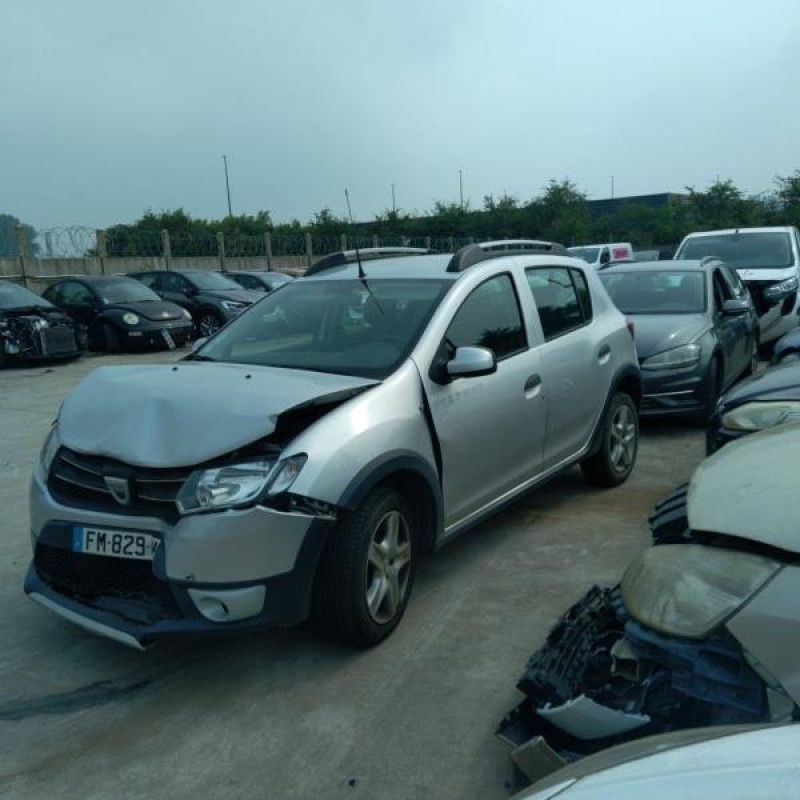 DACIA SANDERO 2 PHASE 1 1.5 BLUE DCI - 8V TURBO Photo n°3