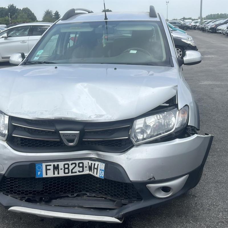 DACIA SANDERO 2 PHASE 1 1.5 BLUE DCI - 8V TURBO Photo n°11