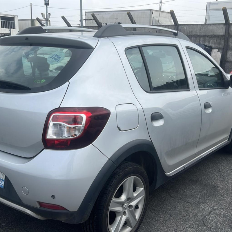 DACIA SANDERO 2 PHASE 1 1.5 BLUE DCI - 8V TURBO Photo n°13