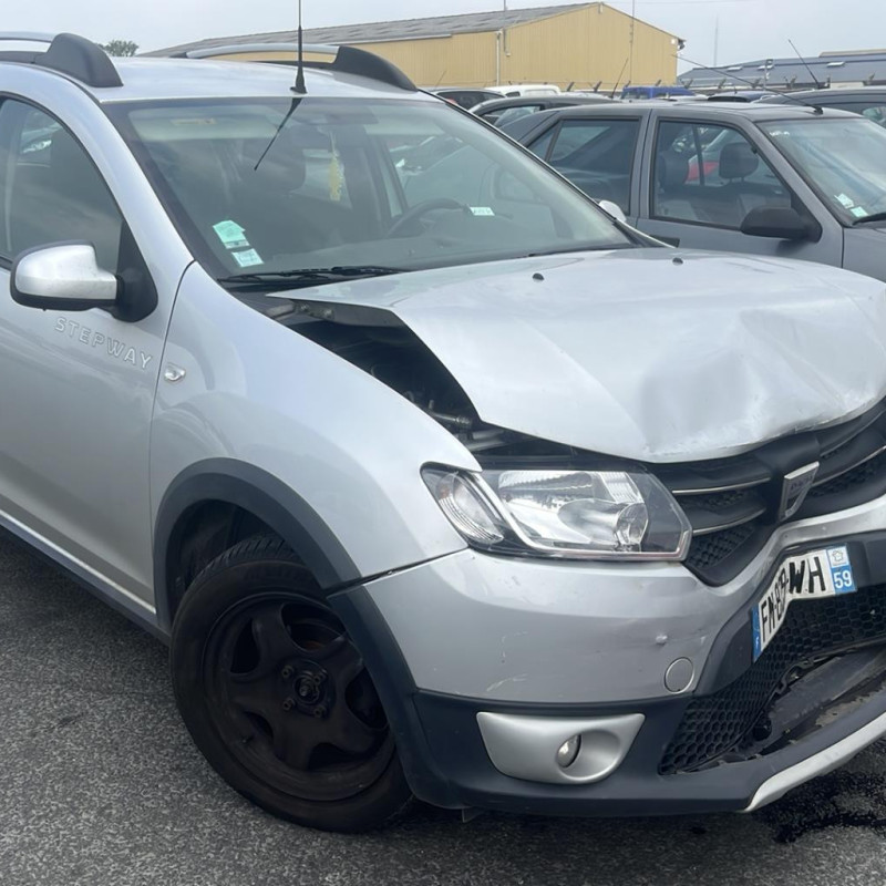 DACIA SANDERO 2 PHASE 1 1.5 BLUE DCI - 8V TURBO Photo n°14