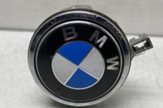 Bouton de coffre BMW SERIE 1 E81 Photo n°1