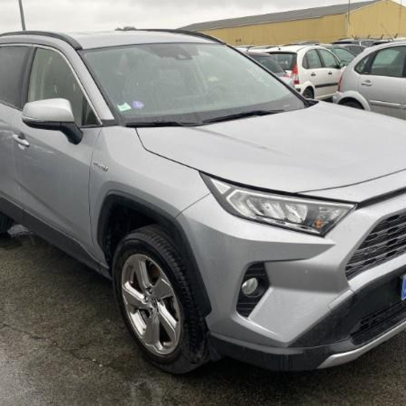 TOYOTA RAV4 5 2.5i - 16V HYBRID Photo n°13