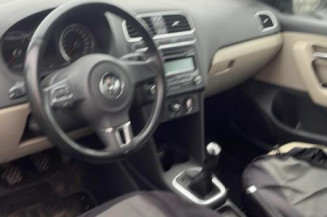 Pare boue avant gauche VOLKSWAGEN POLO 5