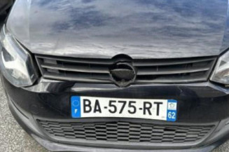 Pare boue avant gauche VOLKSWAGEN POLO 5