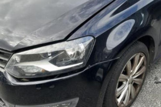 Pare boue avant gauche VOLKSWAGEN POLO 5