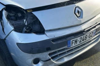 Charniere de porte de coffre droit RENAULT KANGOO 2