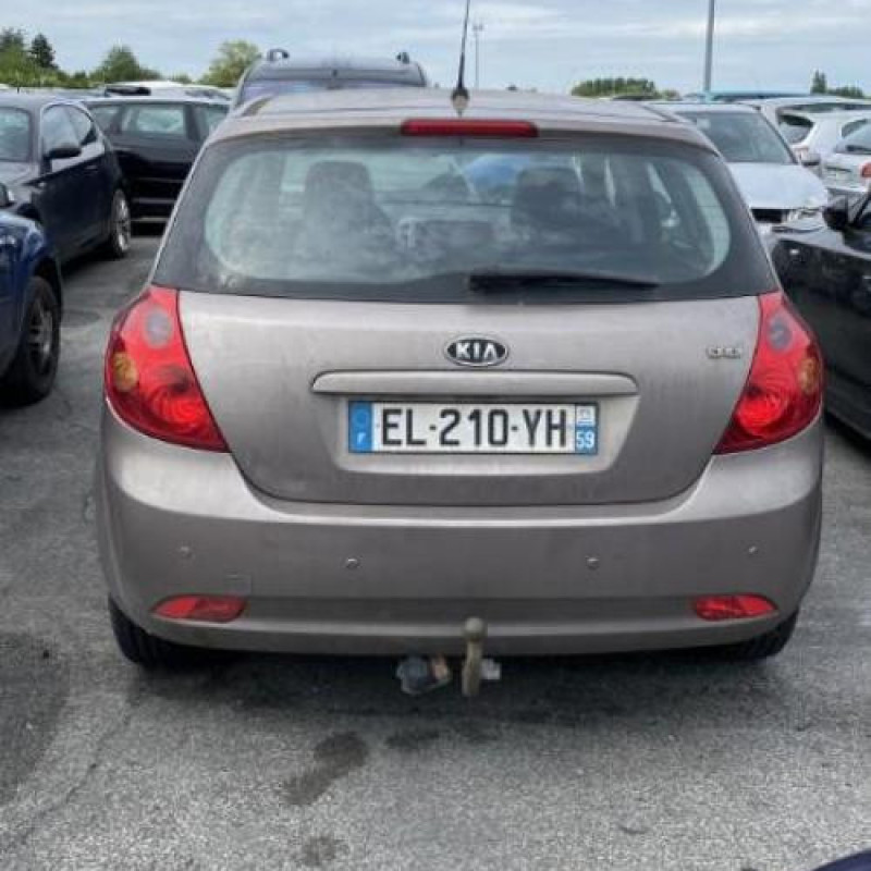 Cric KIA CEE-D 1 Photo n°8