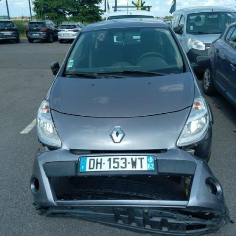 Boitier UCH RENAULT CLIO 3 Photo n°4