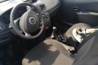 Boitier UCH RENAULT CLIO 3