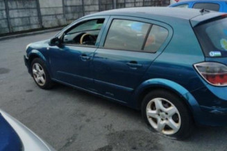 Leve vitre mecanique arriere droit OPEL ASTRA H