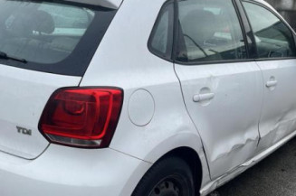 Vitre arriere droit VOLKSWAGEN POLO 5