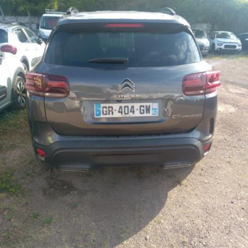 Pare boue arriere droit CITROEN C5 AIRCROSS Photo n°8