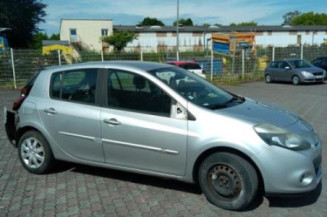 Boitier UCH RENAULT CLIO 3