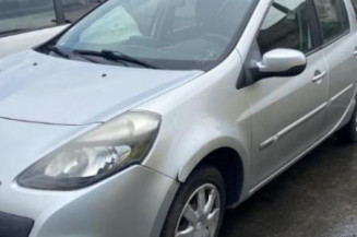 Boitier UCH RENAULT CLIO 3