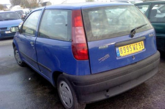 Optique avant secondaire droit (feux)(clignotant) FIAT PUNTO 1