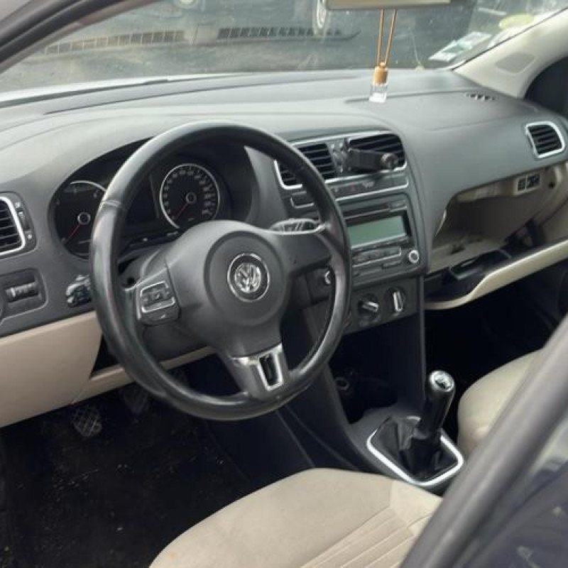 Poignee interieur arriere droit VOLKSWAGEN POLO 5 Photo n°9