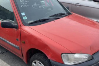 Poignee porte avant gauche PEUGEOT 106