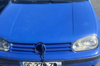 Pare choc arriere VOLKSWAGEN GOLF 4