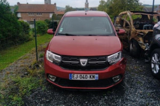 DACIA SANDERO 2 PHASE 2 1.5 BLUE DCI - 8V TURBO Photo n°1