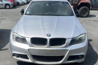 Cache moteur  BMW SERIE 3 E90