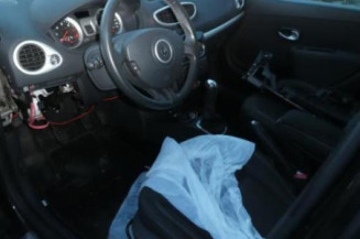 Boitier UCH RENAULT CLIO 3