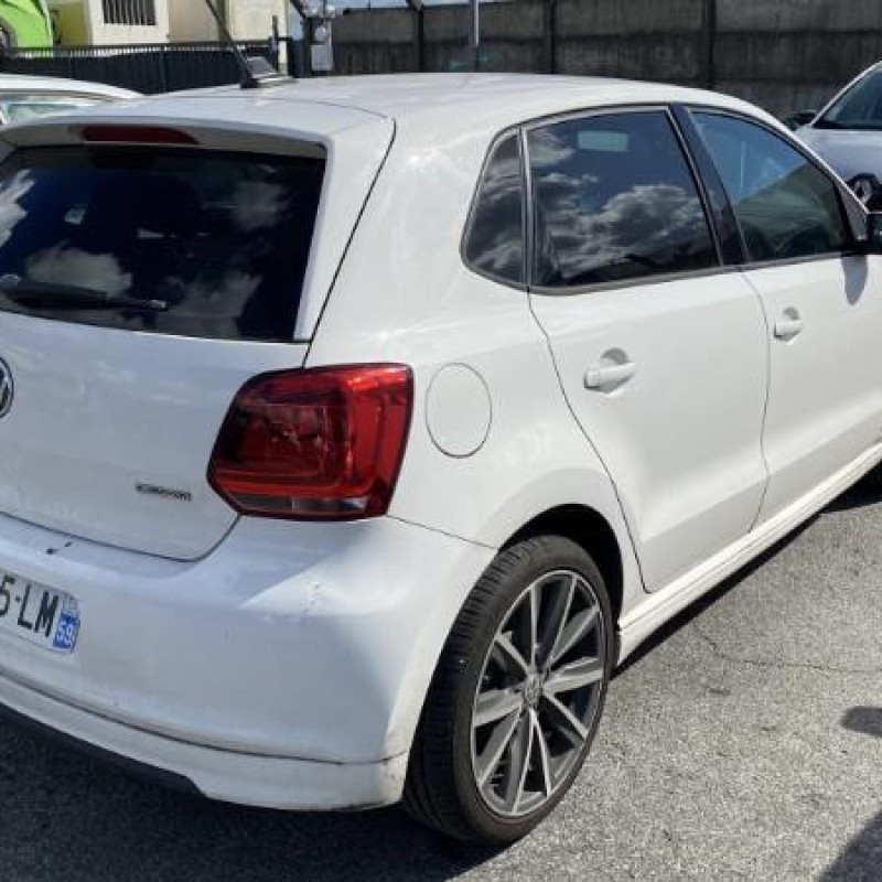 VOLKSWAGEN POLO 5 PHASE 1 1.2 TDI - 12V TURBO Photo n°14