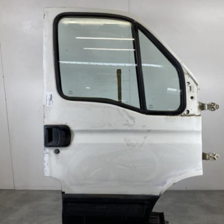 Porte avant droit IVECO DAILY 3 Photo n°1