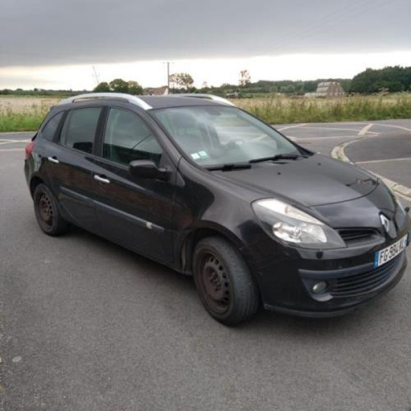 Boitier UCH RENAULT CLIO 3 Photo n°6