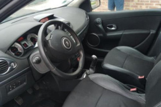 Boitier UCH RENAULT CLIO 3