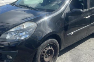 Boitier UCH RENAULT CLIO 3