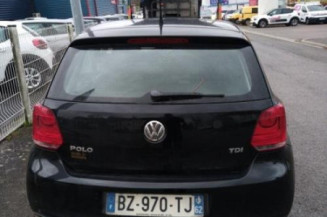 Poignee porte avant gauche VOLKSWAGEN POLO 5