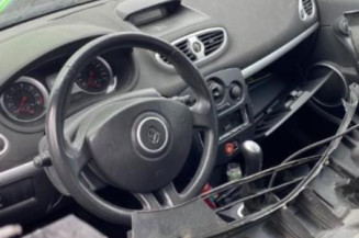 Pretensionneur de ceinture arriere droit RENAULT CLIO 3