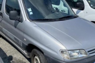 Poignee porte avant gauche CITROEN BERLINGO 1